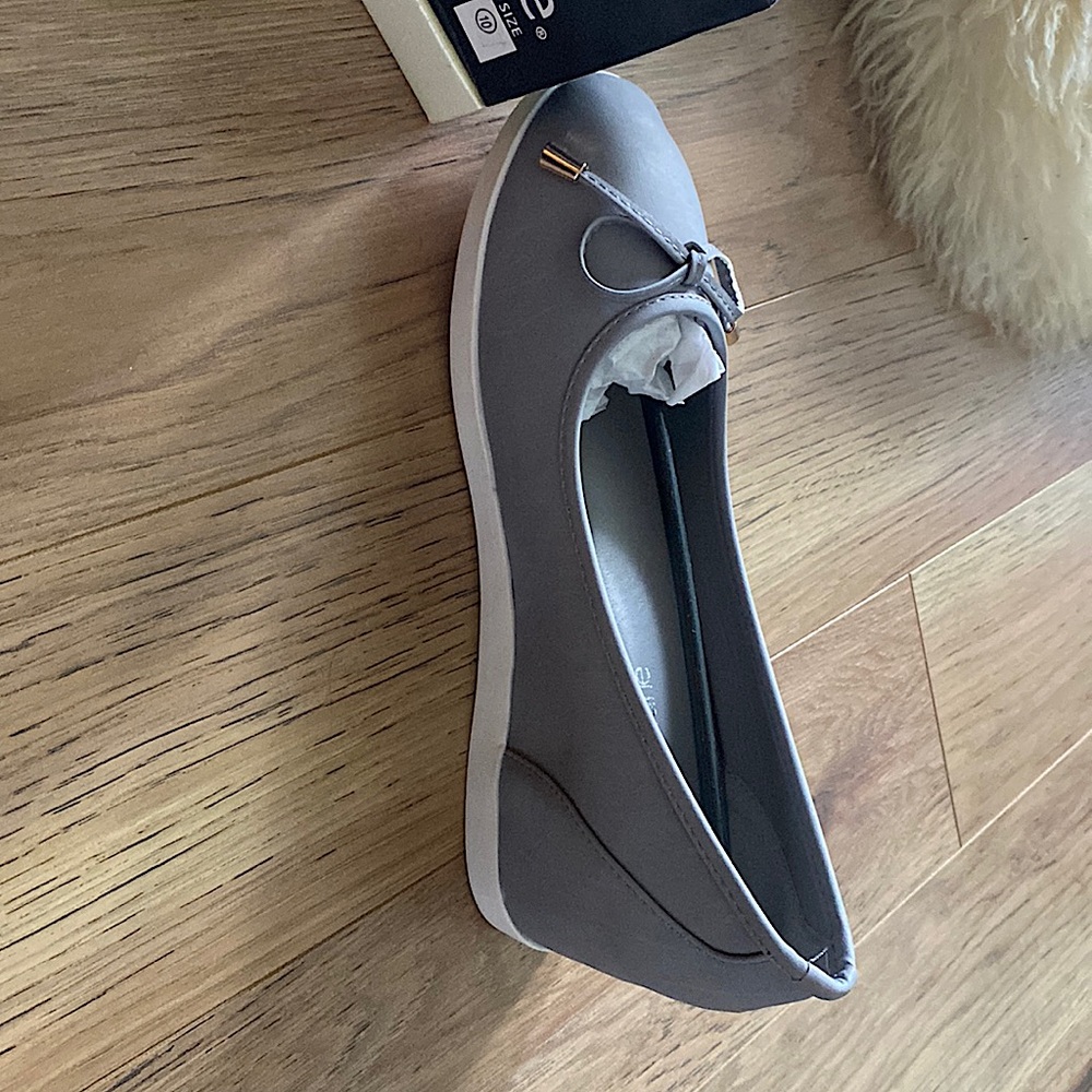Brand new wedge shoes